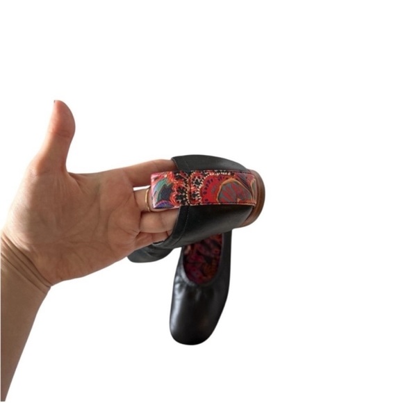 JOHNNY WAS JADE BALLET Black Leather FLAT Loefer - Picture 8 of 16